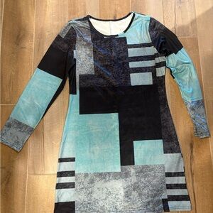 Geometric Long Sleeve Dress - Black and Blue